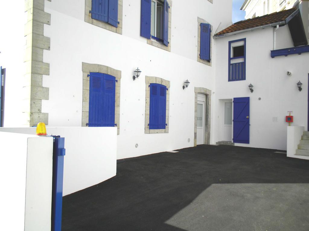 Annexe Hotel De La Gare Hendaye Exteriör bild